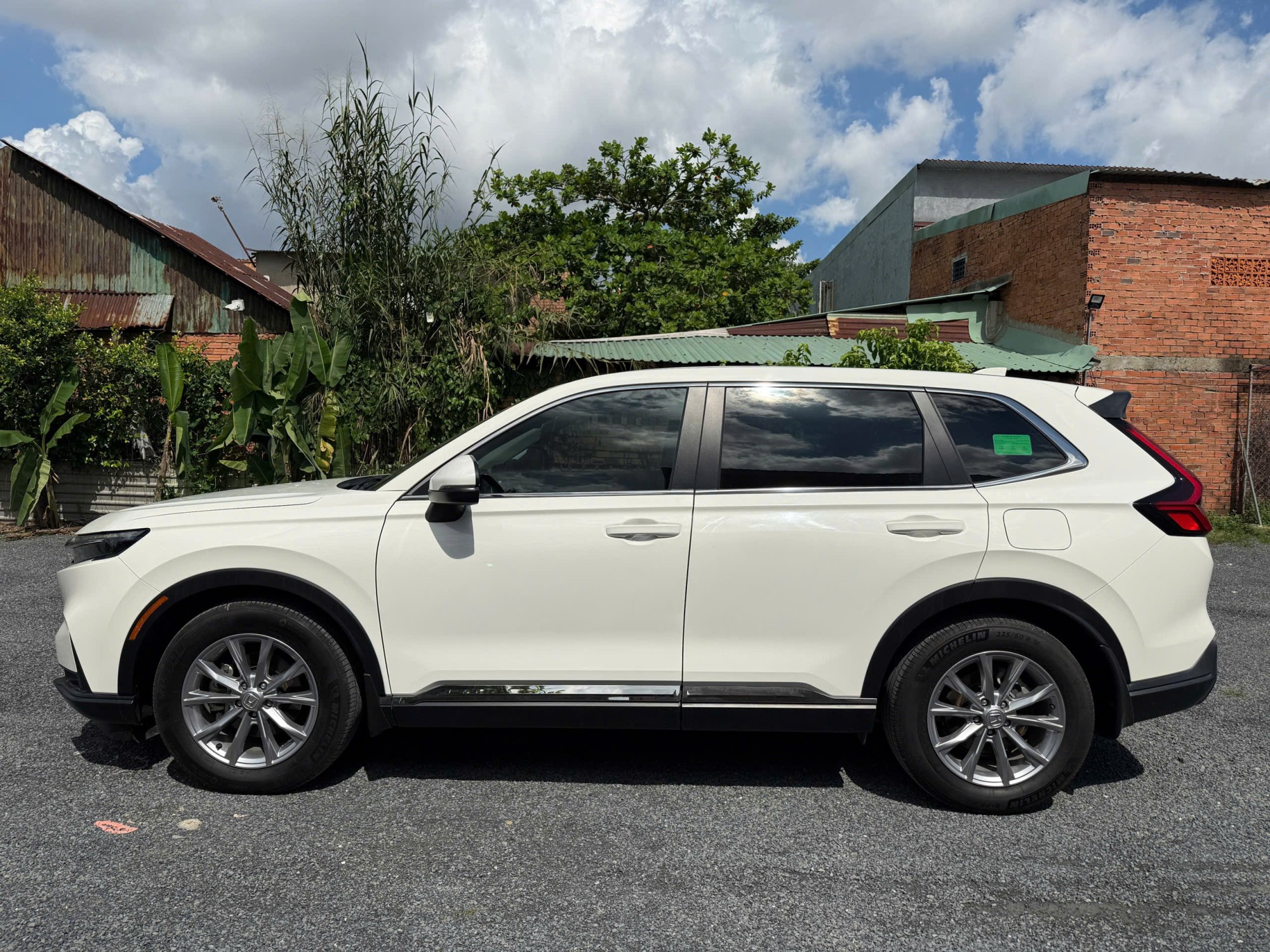 Xe Honda CR-V Màu Trắng đã qua sử dụng Tại Đại Lý Honda Ô tô Quận 2